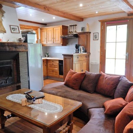 Charming Chalet In Ventron With Terrace Exterior foto